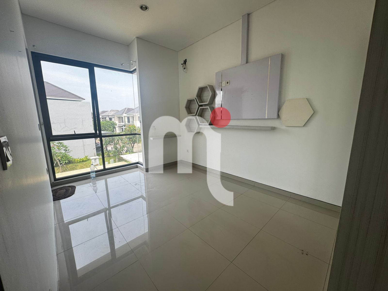 Graha Padma Taman Anggrek