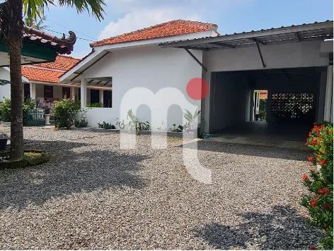 Rumah Jl Santan Kalongan, Maguwoharho, Kec Depok
