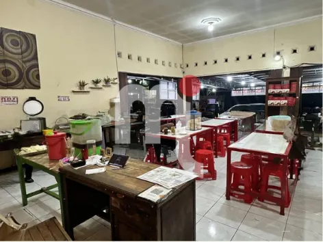 Shophouse in Mijen