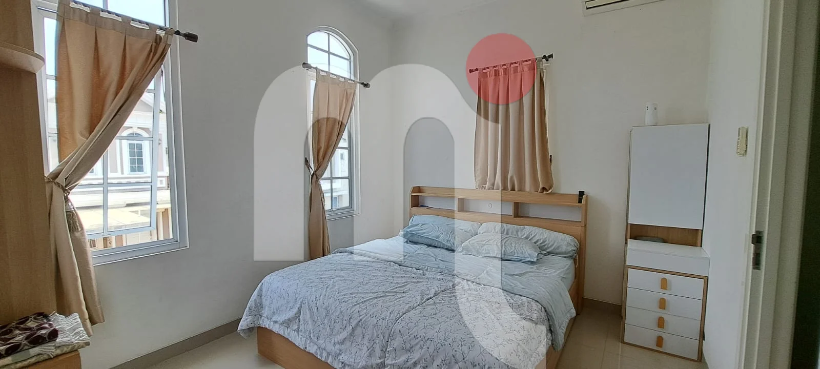 Rumah di Paramount Village