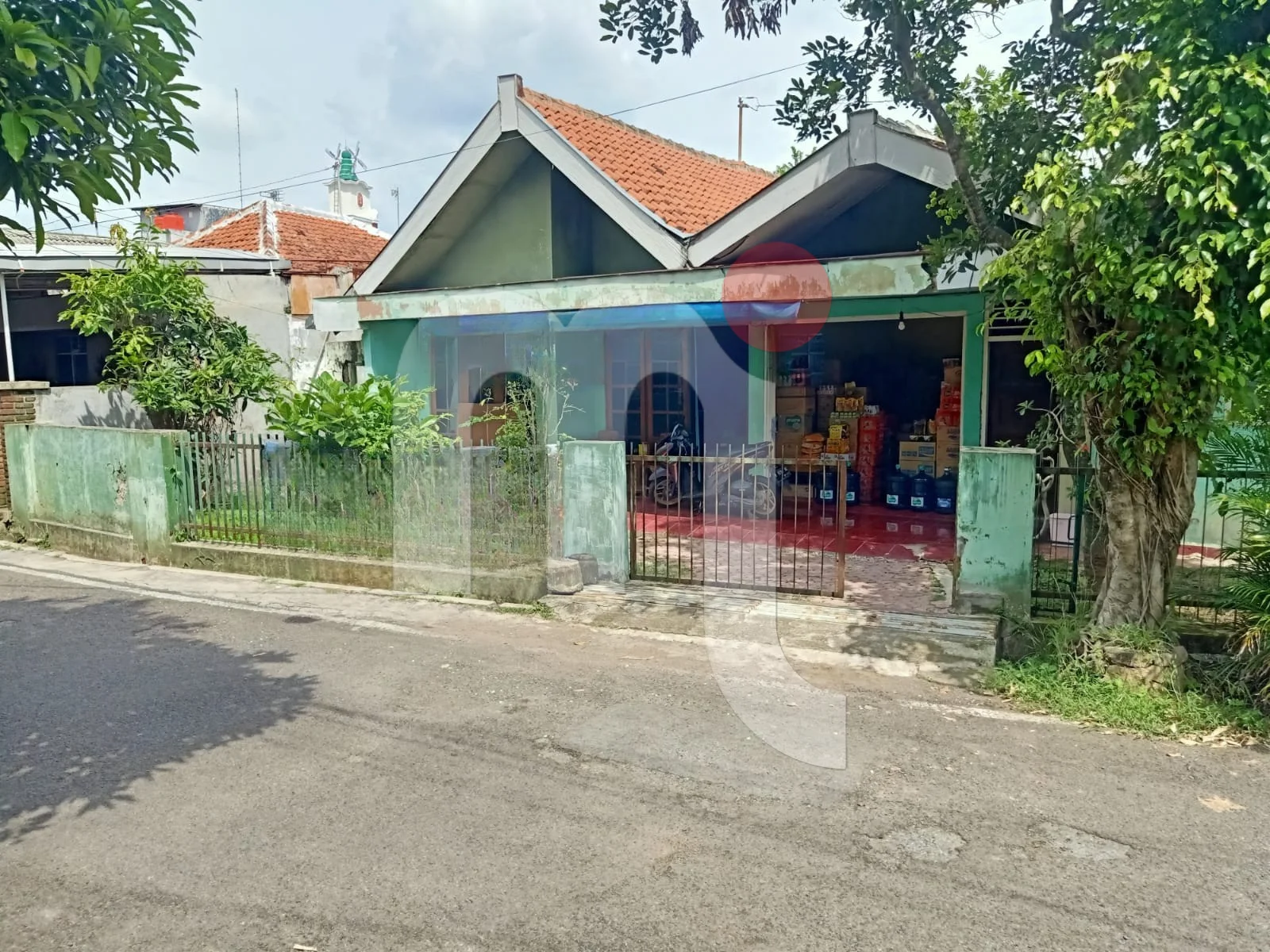 Rumah di Jalan Kelud Semarang