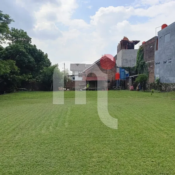 Land Bulusan, Tembalang