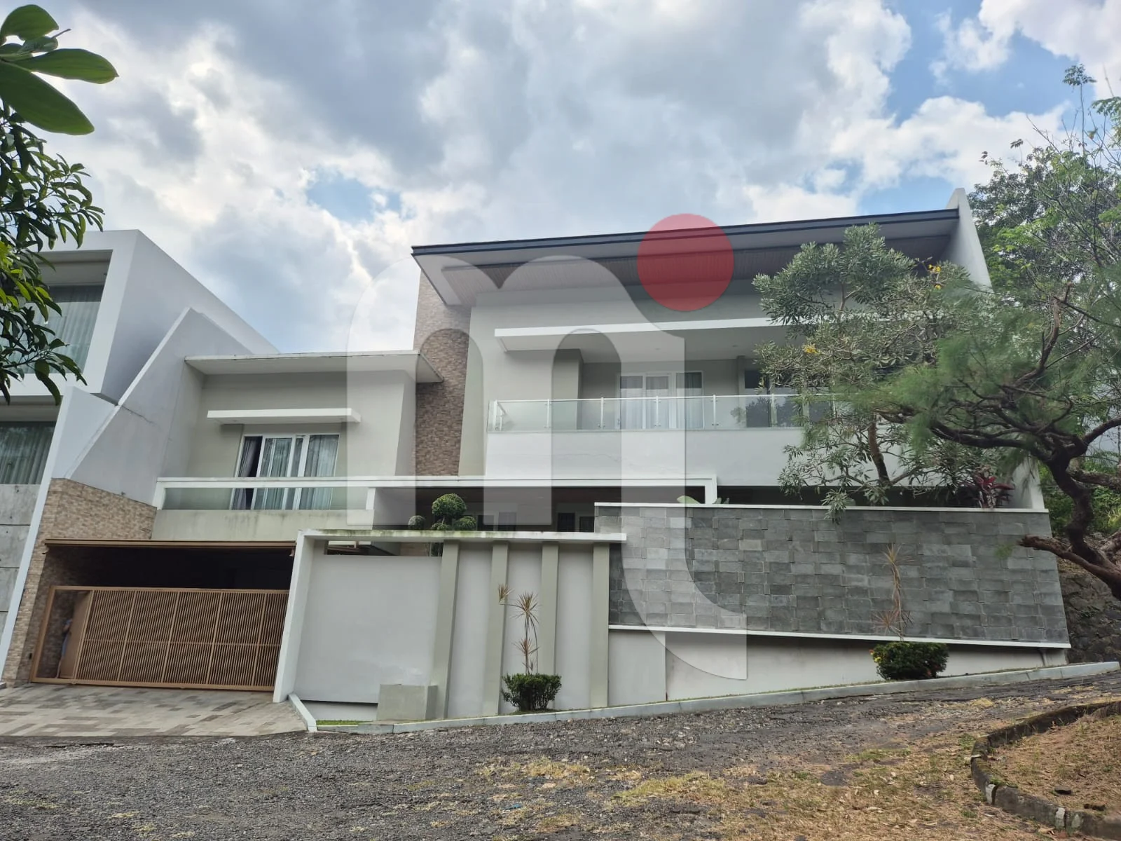 Rumah di Palm Hill Estate