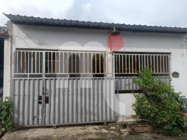 House in Permata Batursari