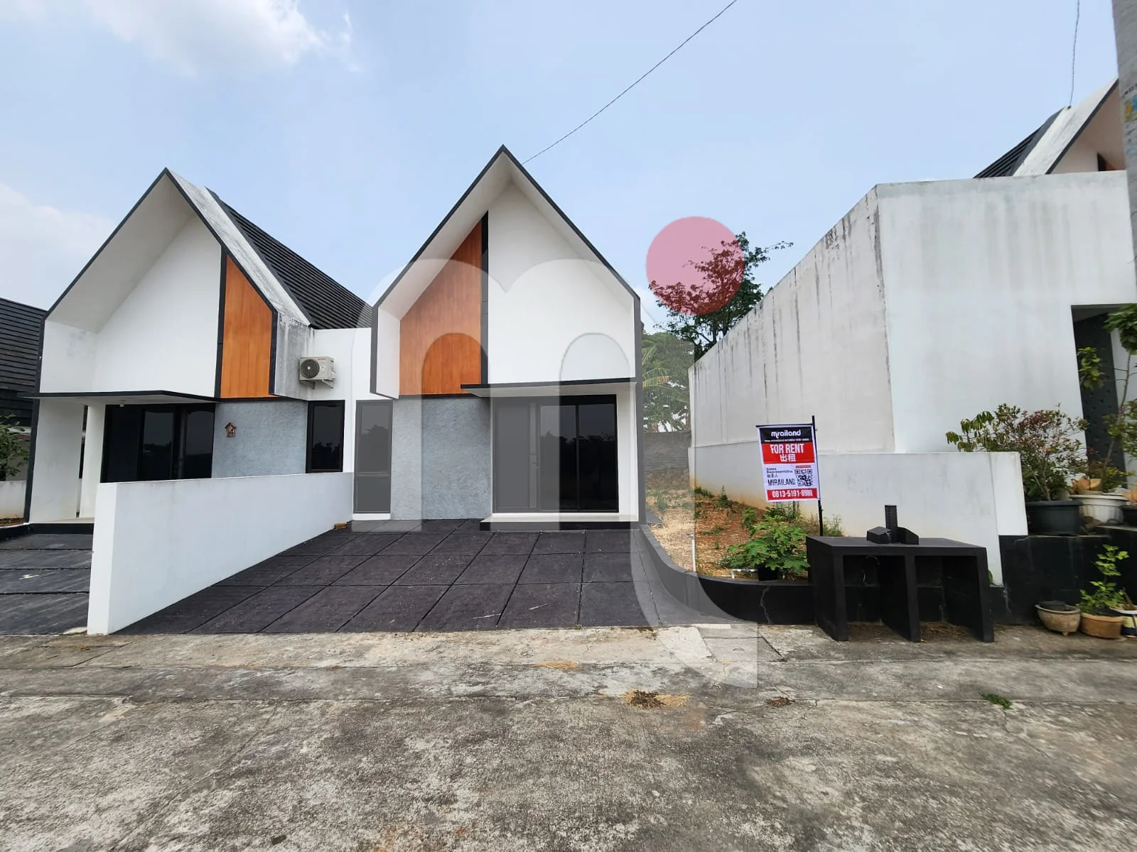 Rumah di Luxury Grand