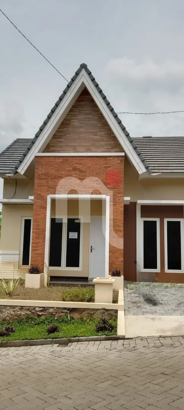 House in Pandawa Residence