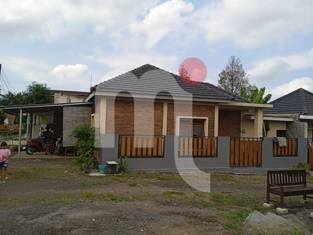 Rumah di Meteseh Boja