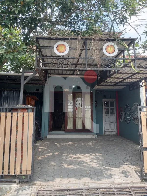 Rumah di Kedungpane