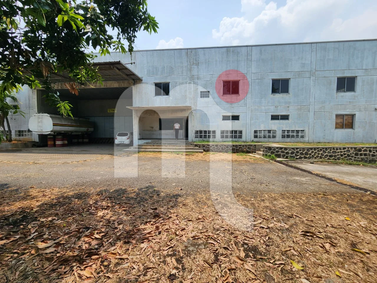 Warehouse in Jl. Raya Walisongo